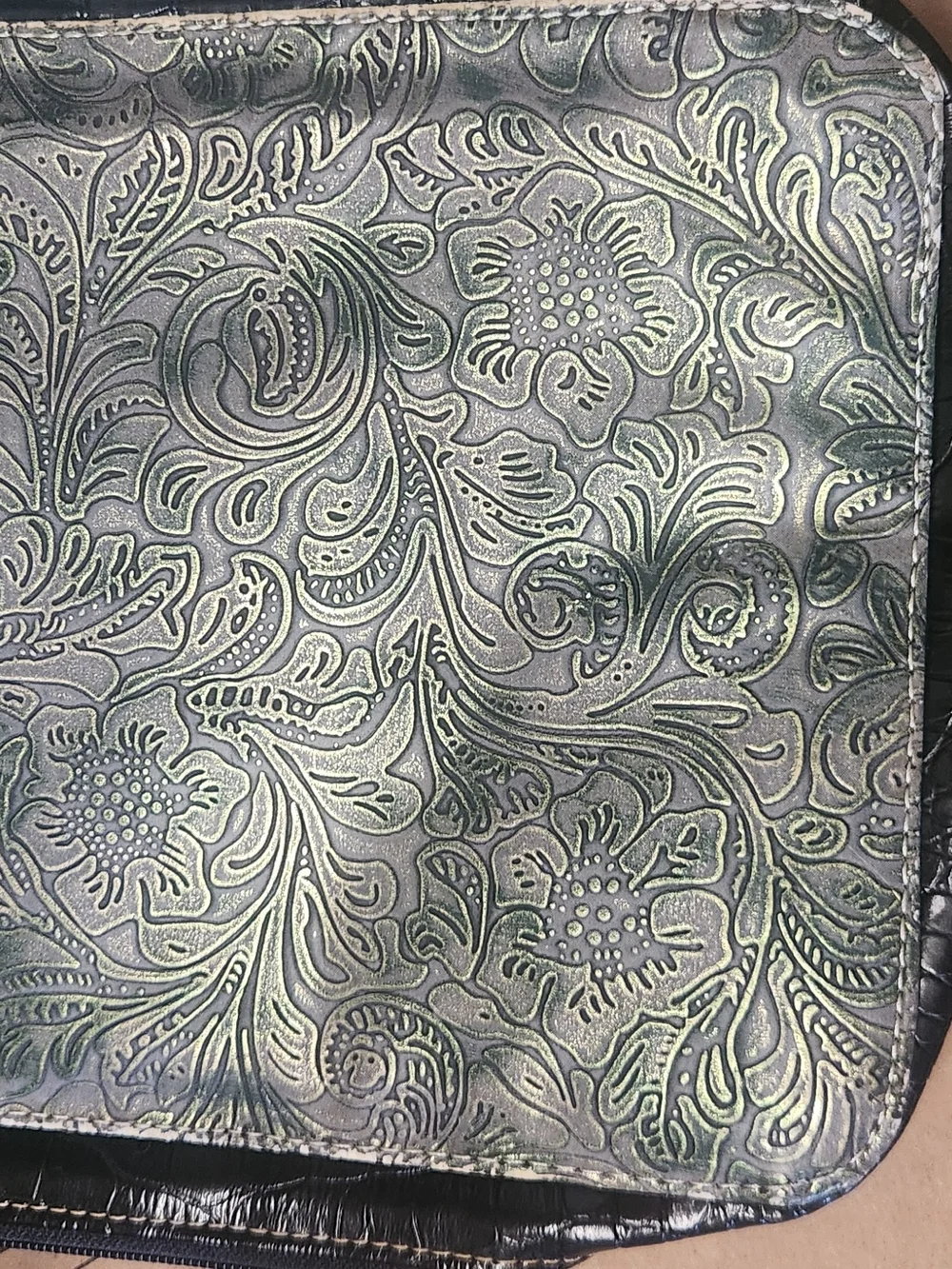 Women's Embossed Green Cross Bible Cover - Unbranded